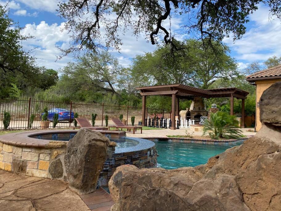Villa At Cibolo Chase, A Private Resort With Pool Bulverde Luaran gambar